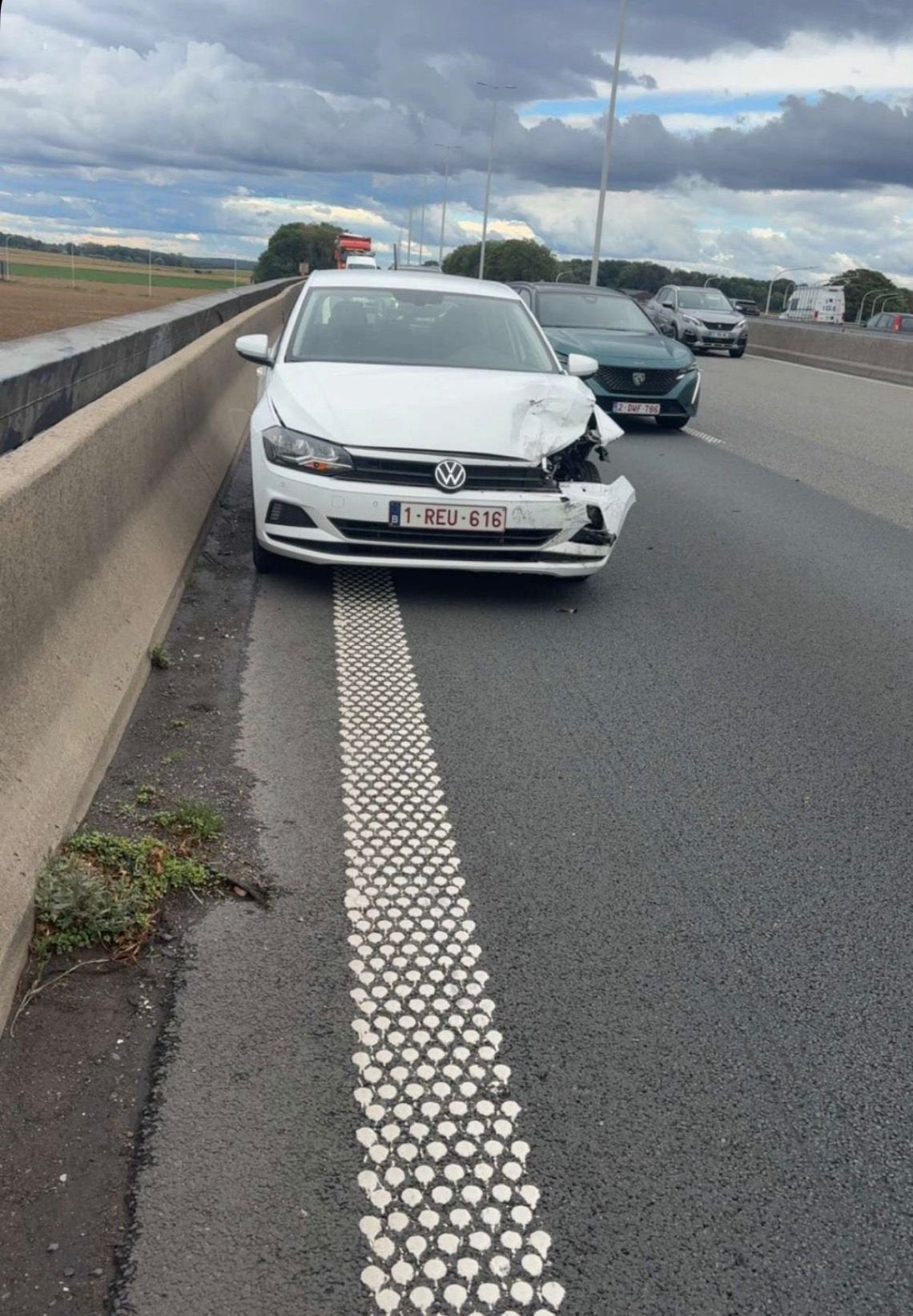 Polo 2021 98000klm accidenté a gauche 1er propriétaire, Autos, Particulier, Achat, Polo