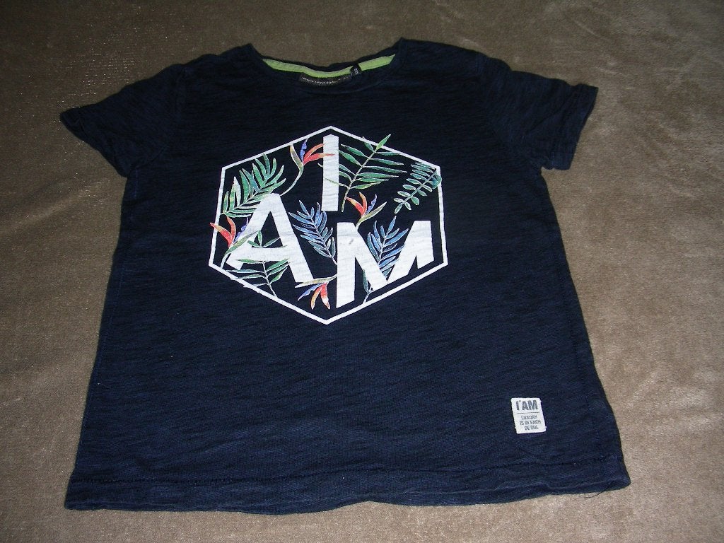 Donkerblauw t-shirt korte mouwen 'IAM', merk : Iam, maat 122, Ophalen of Verzenden, Zo goed als nieuw, Jongen, Shirt of Longsleeve