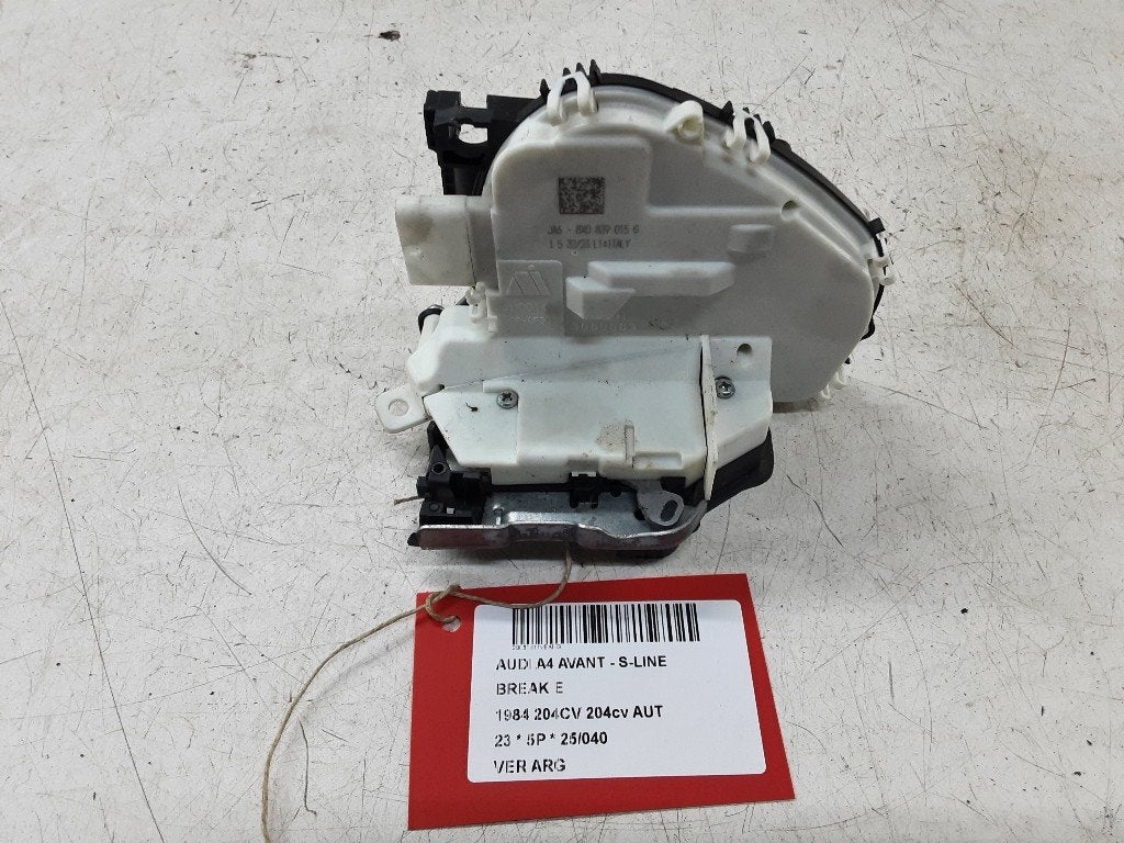 PORTIERSLOT LINKS ACHTER Audi A4 Avant (B9) (8X0839015G), Gebruikt, Mevr. I. Hauben, Audi, Rue de l'Espoir 34 34
4030  GRIVEGNÉE, BE