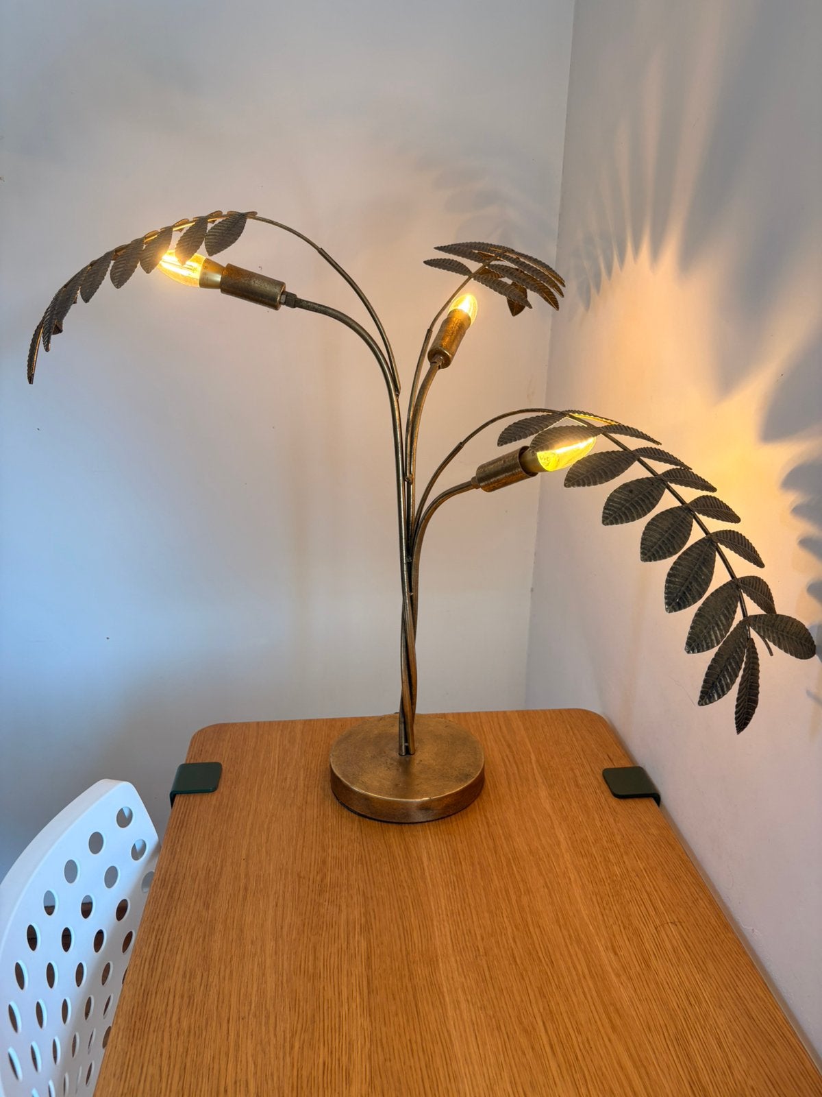 Decorative Tropical Table Lamp – Excellent Condition, Maison & Meubles, Lampes | Lampes de table, Comme neuf, Design, Enlèvement