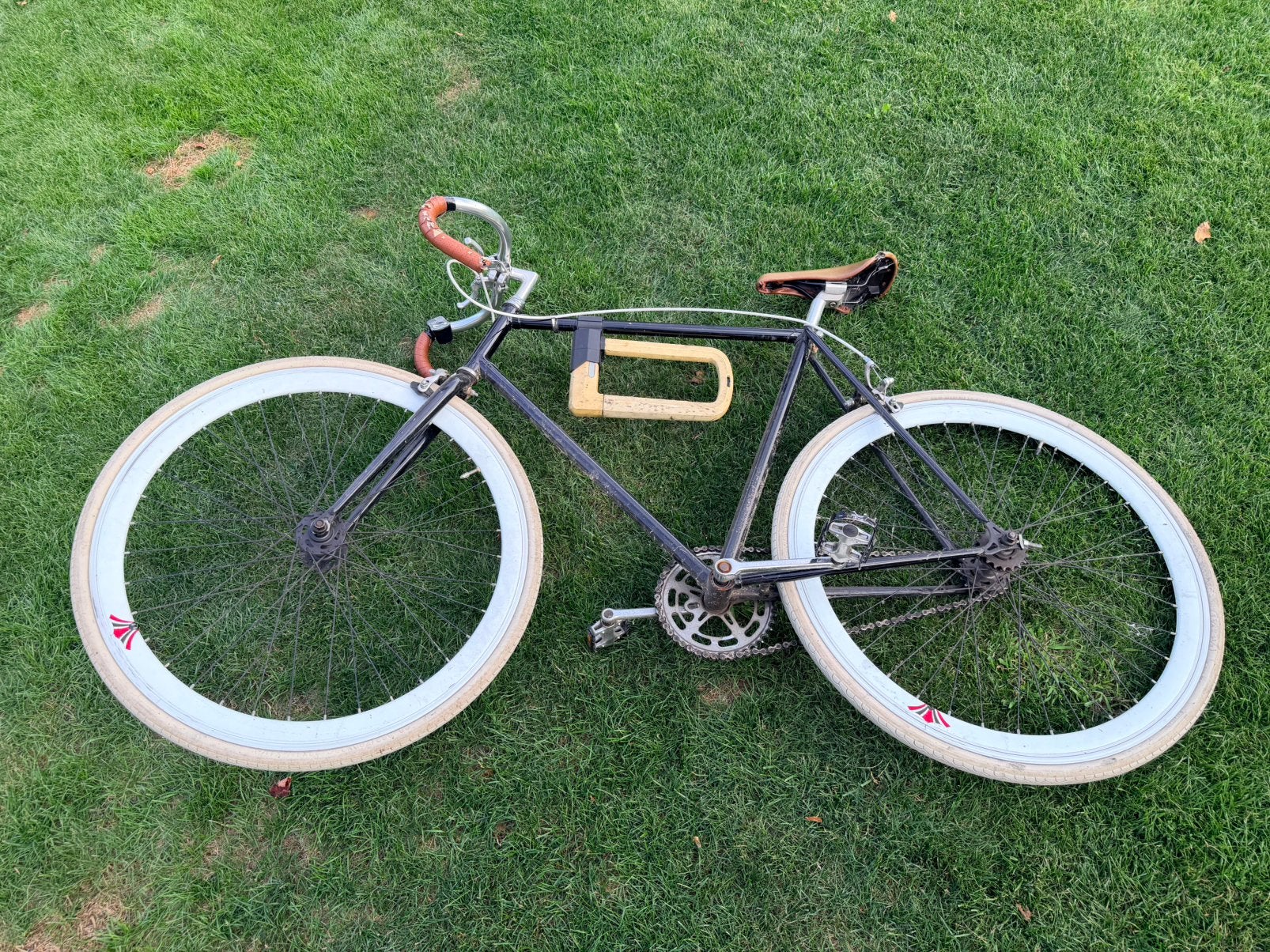 Fixie - design/retro. Op te knappen., Vélos & Vélomoteurs, Vélos | Cruisers & Lowriders, Frein sur jante, Enlèvement, Utilisé