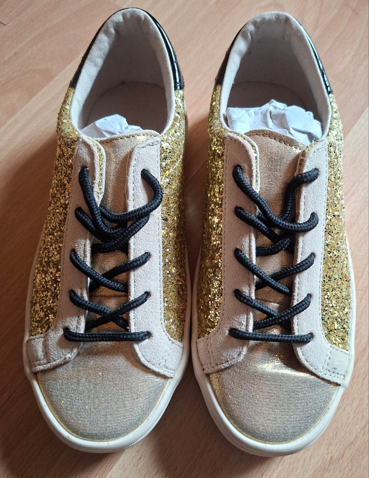 sneakers maat 33, Comme neuf, Enlèvement, Chaussures, Fille