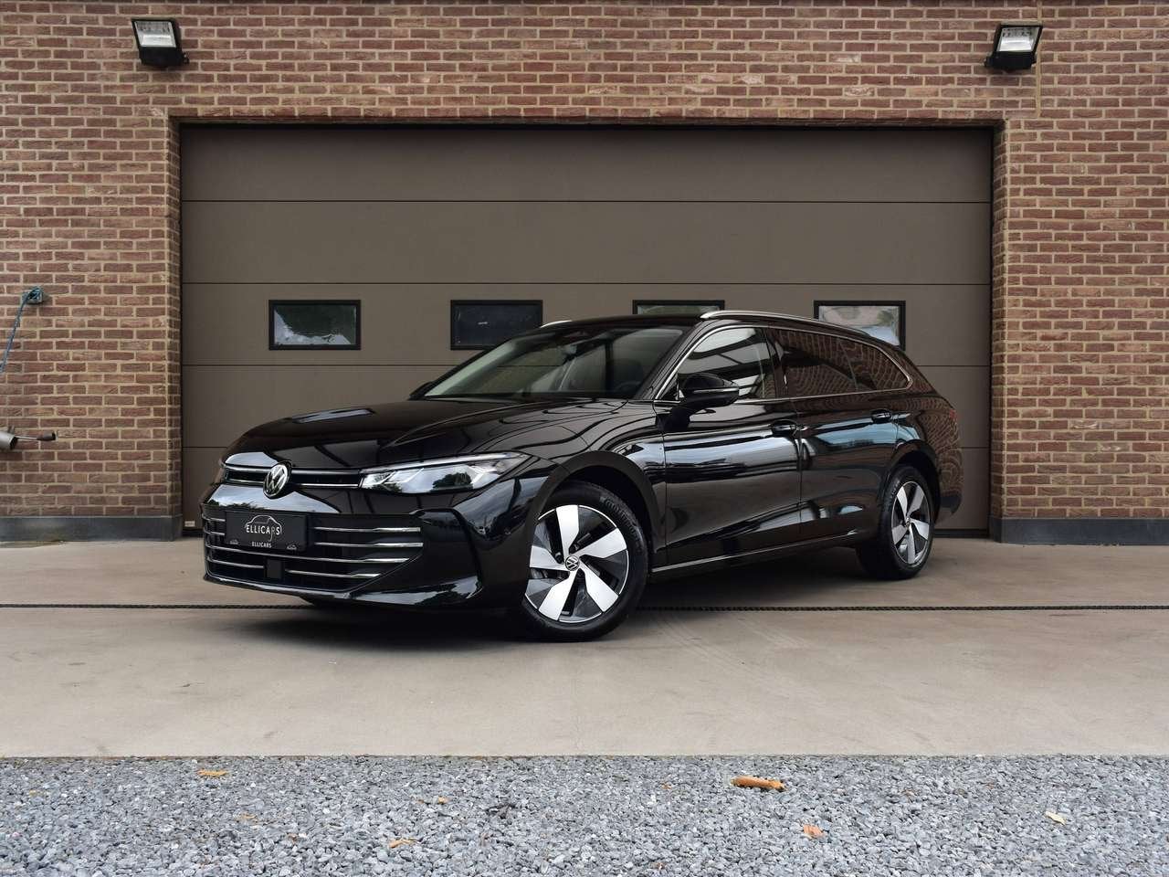 Volkswagen Passat Variant SW 1.5 TSI DSG ELEGANCE / MASSAGE, Auto's, Volkswagen, Bedrijf, Passat, 360° camera, ABS, Adaptive Cruise Control