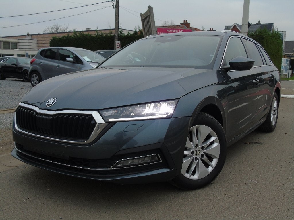 Skoda Octavia Sw 1.0TSI**1e Eigen*Keyless Go*Xenon*WEINIG KM, Autos, Argent ou Gris, Achat, Euro 6, Entreprise