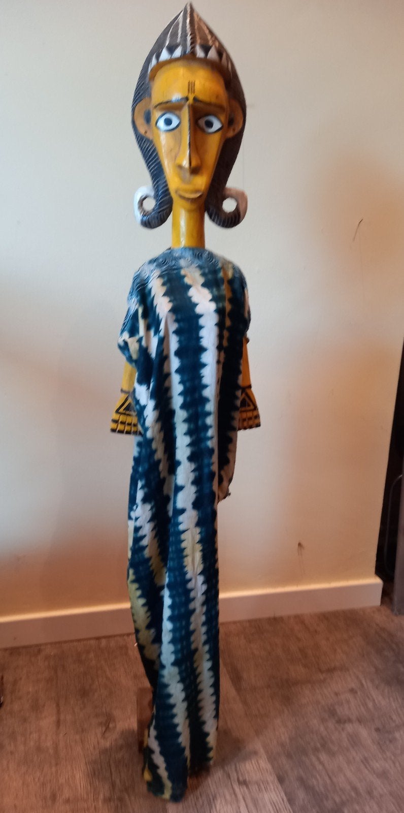 Traditionele, BOZO marionet uit Mali 115cm op staander, Antiek en Kunst, Ophalen, Versierd, Hout