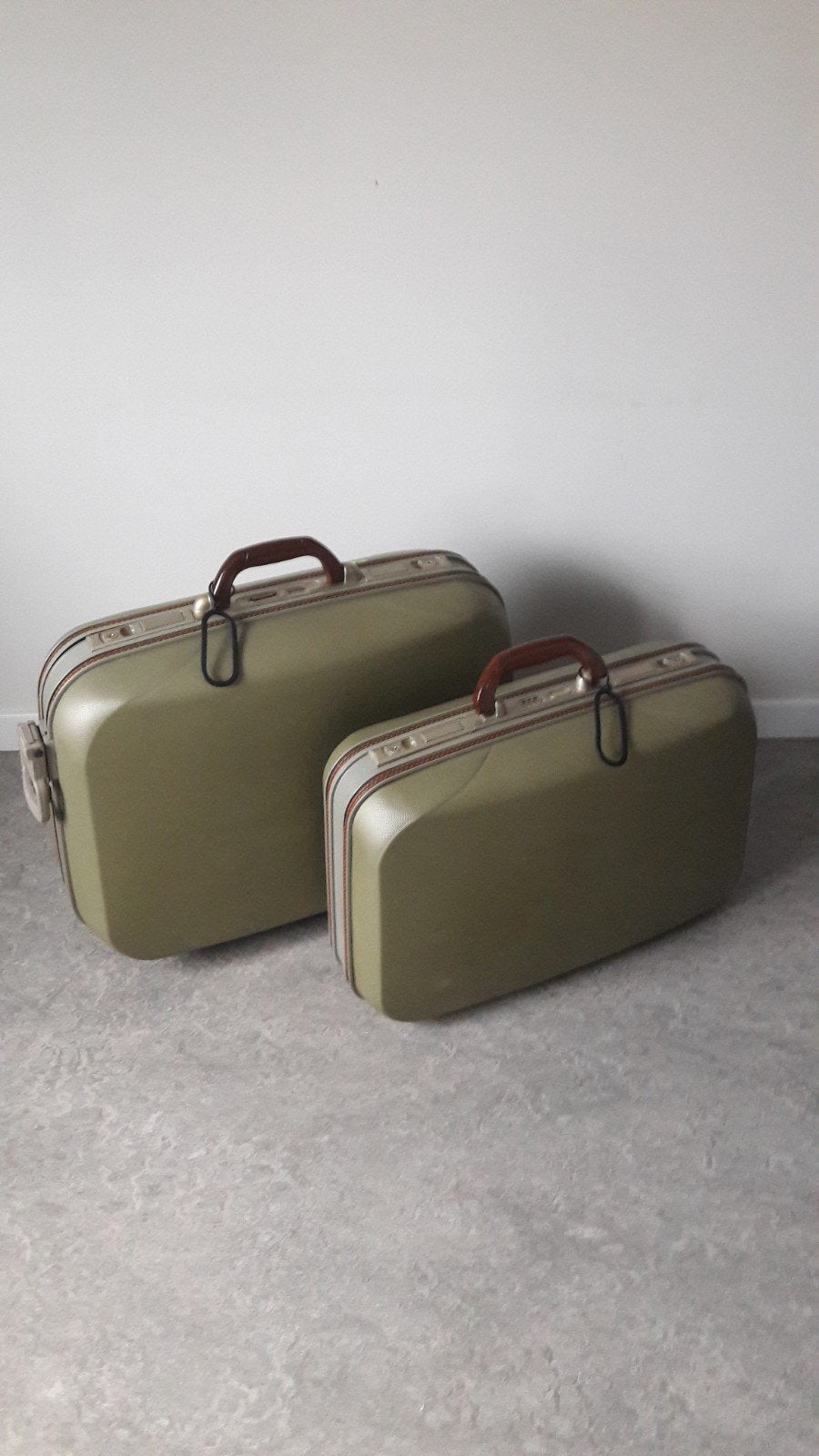 Handbagage trolley koffers, Ophalen