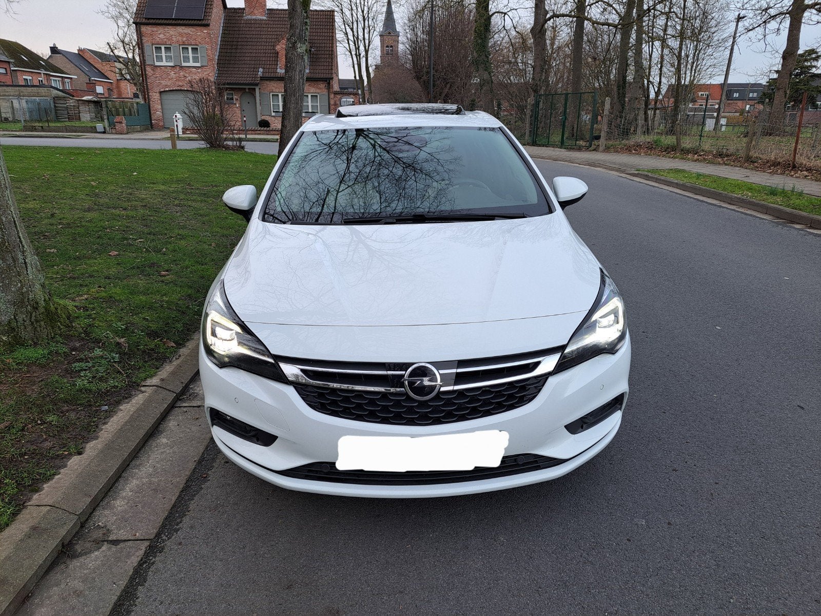 Opel Astra Sport 1.6 Benzine ( 200 pk ) Van 12/2017. Euro 6B, Voorwielaandrijving, Dealer onderhouden, 4 cilinders, 1600 cc
