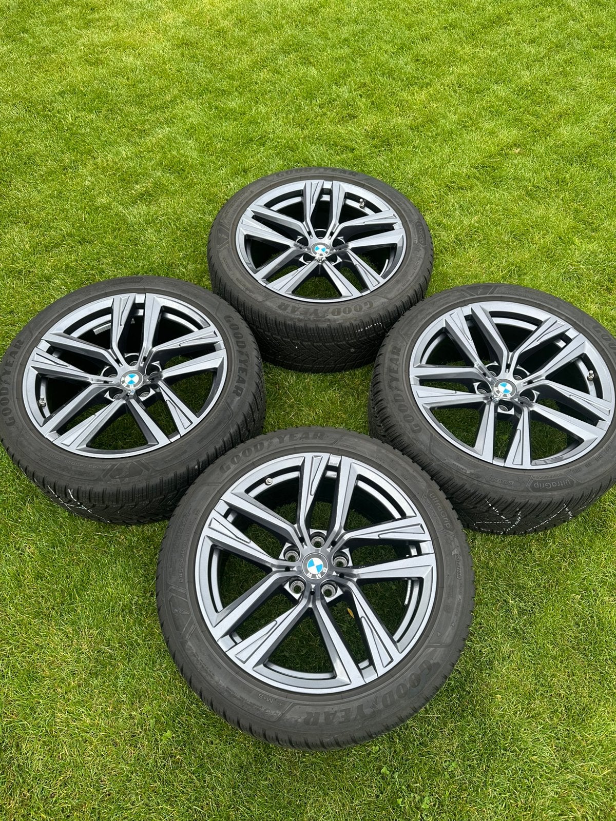 Origineel BMW 4 serie i4 G26 18 inch 853 Winterbanden, Auto-onderdelen, Banden en Velgen, Ophalen, 18 inch, Velg(en), Winterbanden