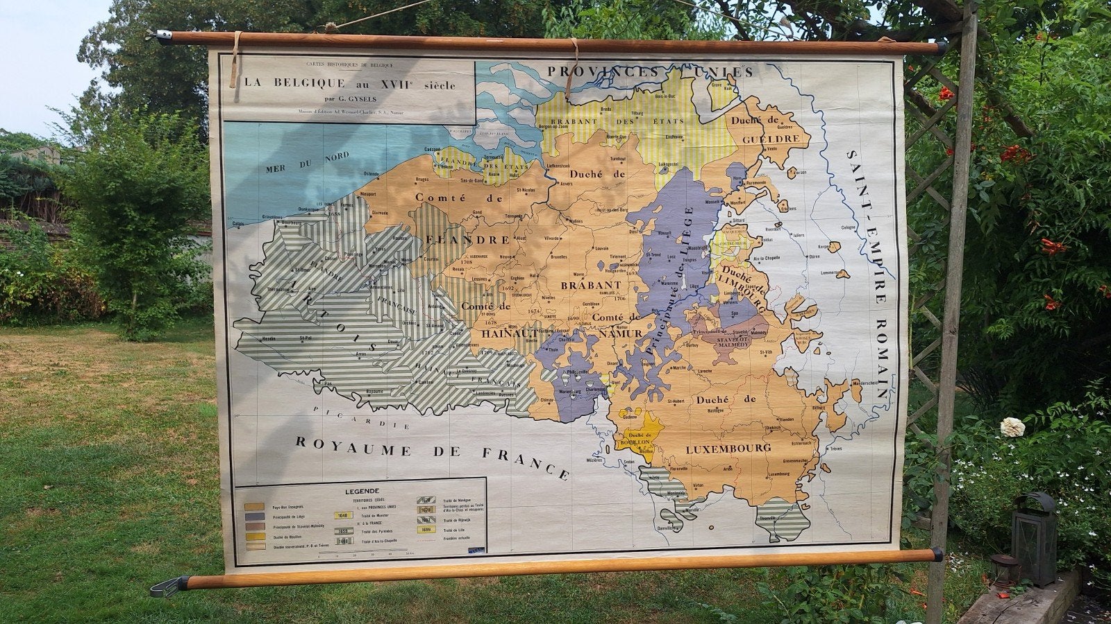 Ancienne carte d'école. La Belgique au 18 ieme Siecle., Enlèvement