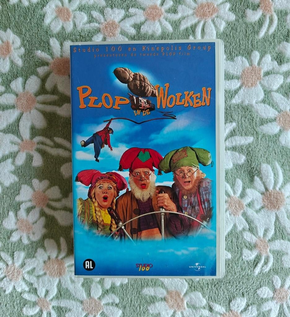 VHS -  Plop in de wolken - Studio 100 - Vintage - €1, Alle leeftijden, Ophalen, Gebruikt, Nederlandstalig