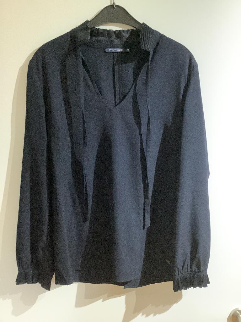 Donkerblauwe Blouse Riverwoods maat 42, Blauw, River Woods, Maat 42/44 (L), Ophalen of Verzenden