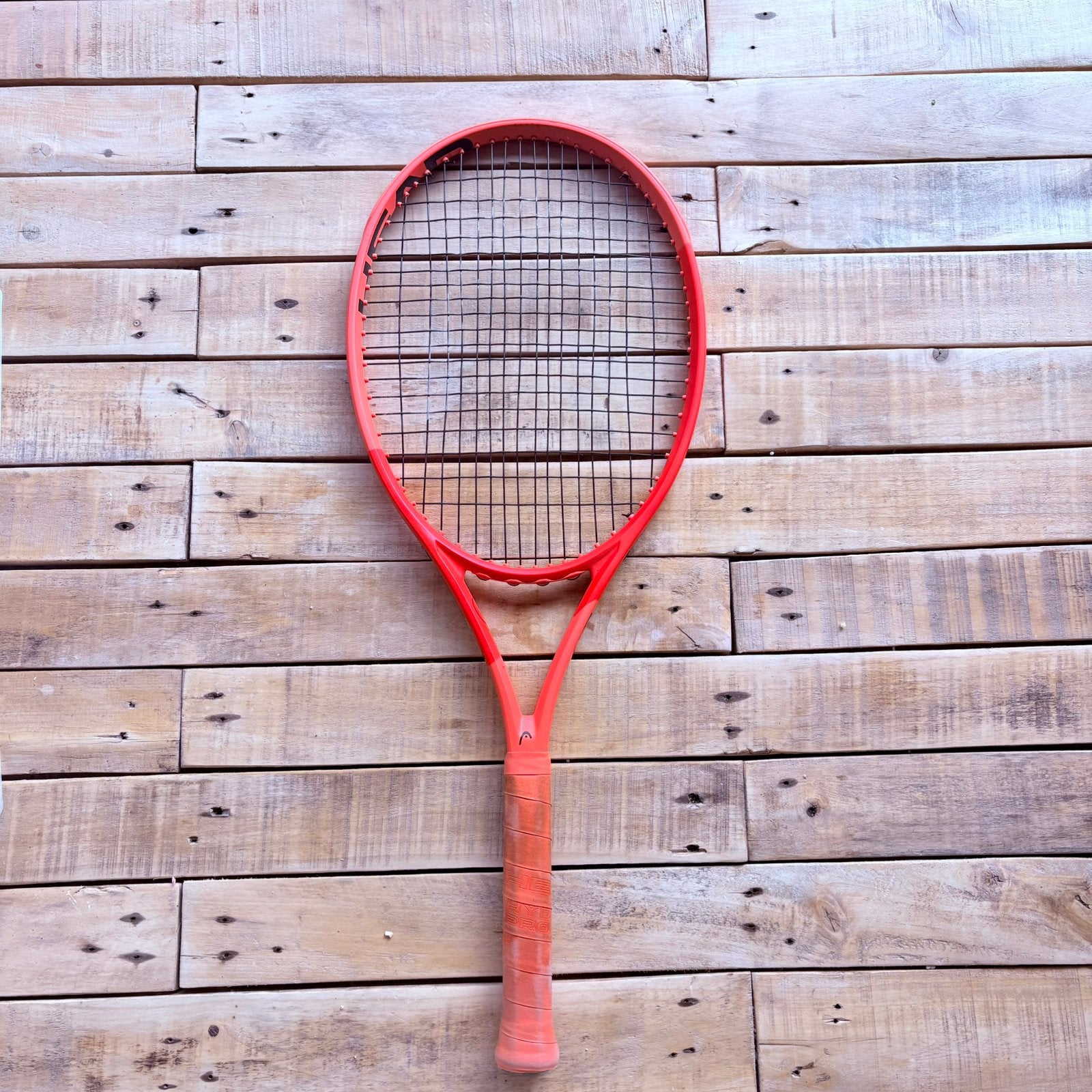 Head Radical Elite 700 tennisracket, Sport en Fitness, Tennis, L1, Ophalen of Verzenden, Zo goed als nieuw, Head