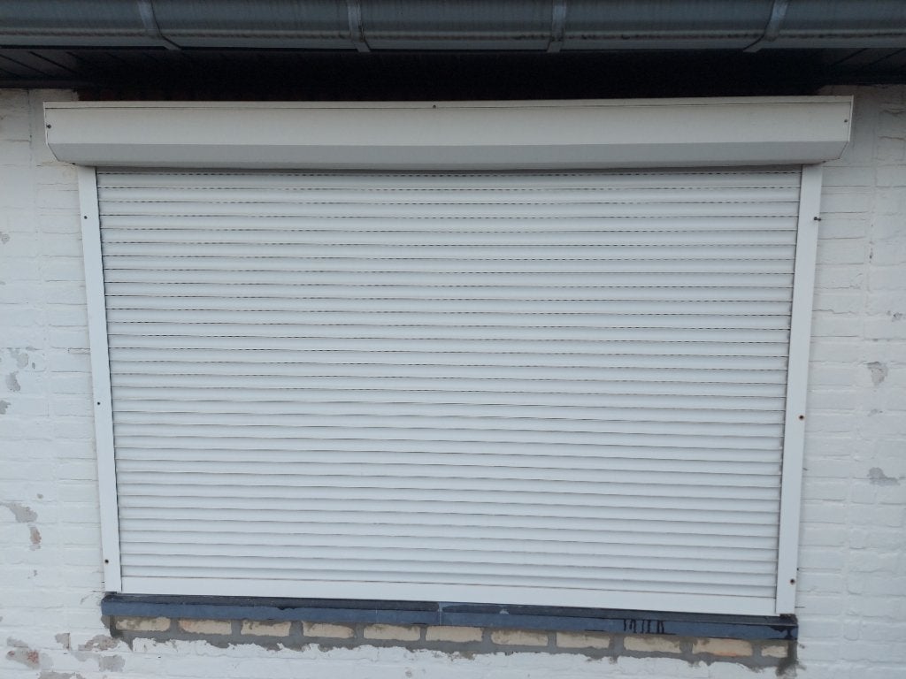 Rolluik, Ophalen, Gebruikt, 200 cm of meer, Wit