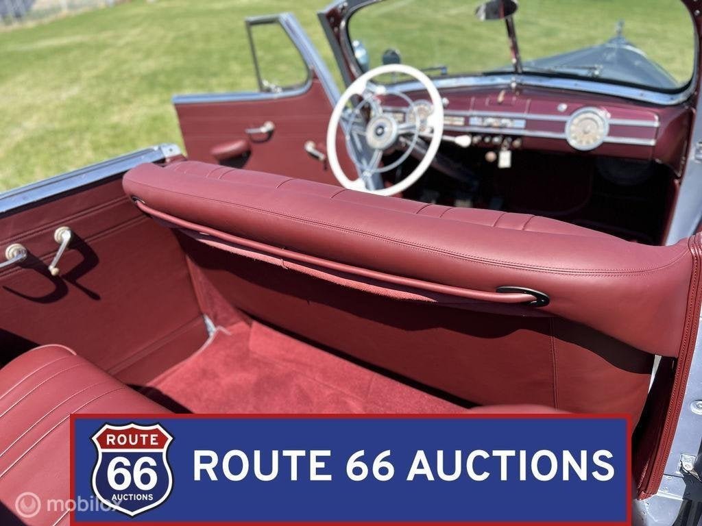 Packard One-Twenty Cabriolet Sedan | 1940 | Route 66 Auction, Auto's, Oldtimers, Overige merken, Zwart, Bedrijf, Handgeschakeld