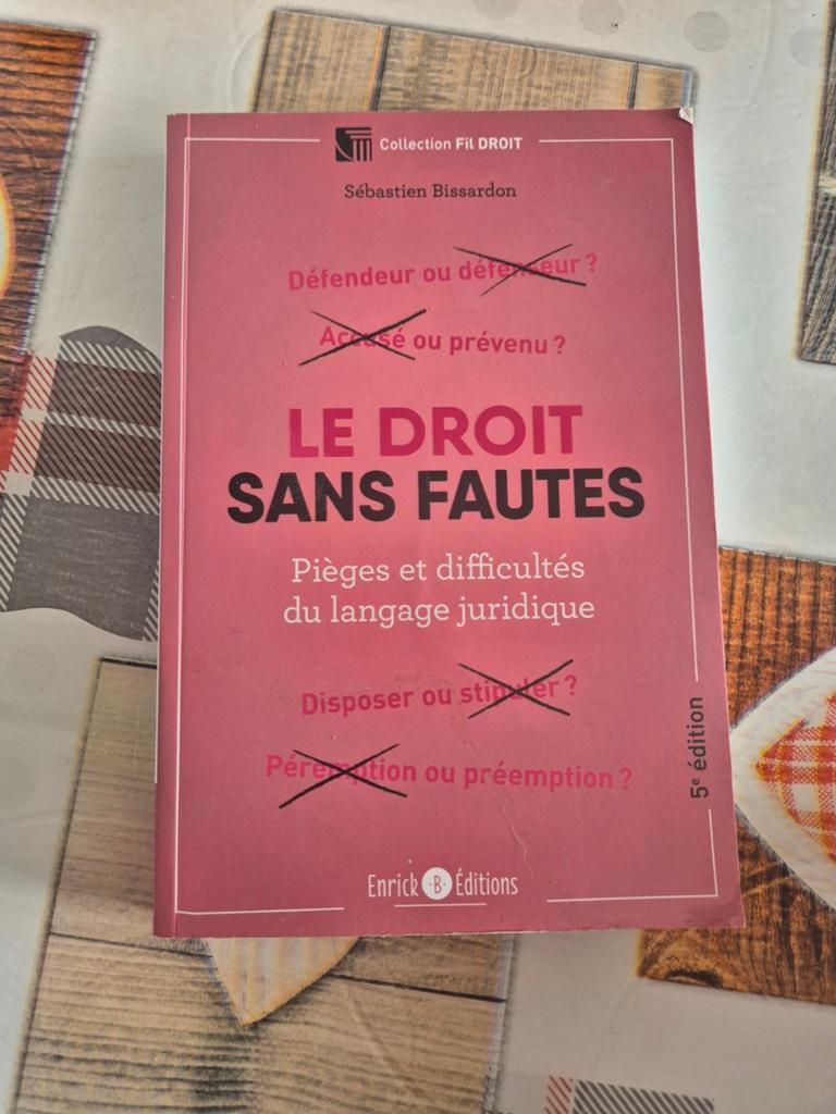 Le droit sans fautes, Livres, Mode, Enlèvement ou Envoi