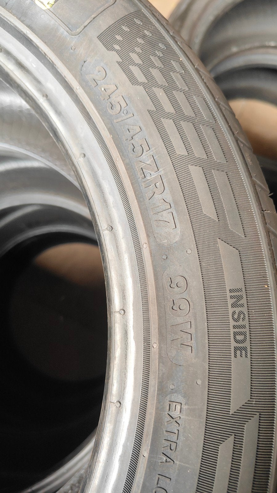 245/45r17 99w Berlin 80€ per stuk met montage en balanceren, Ophalen