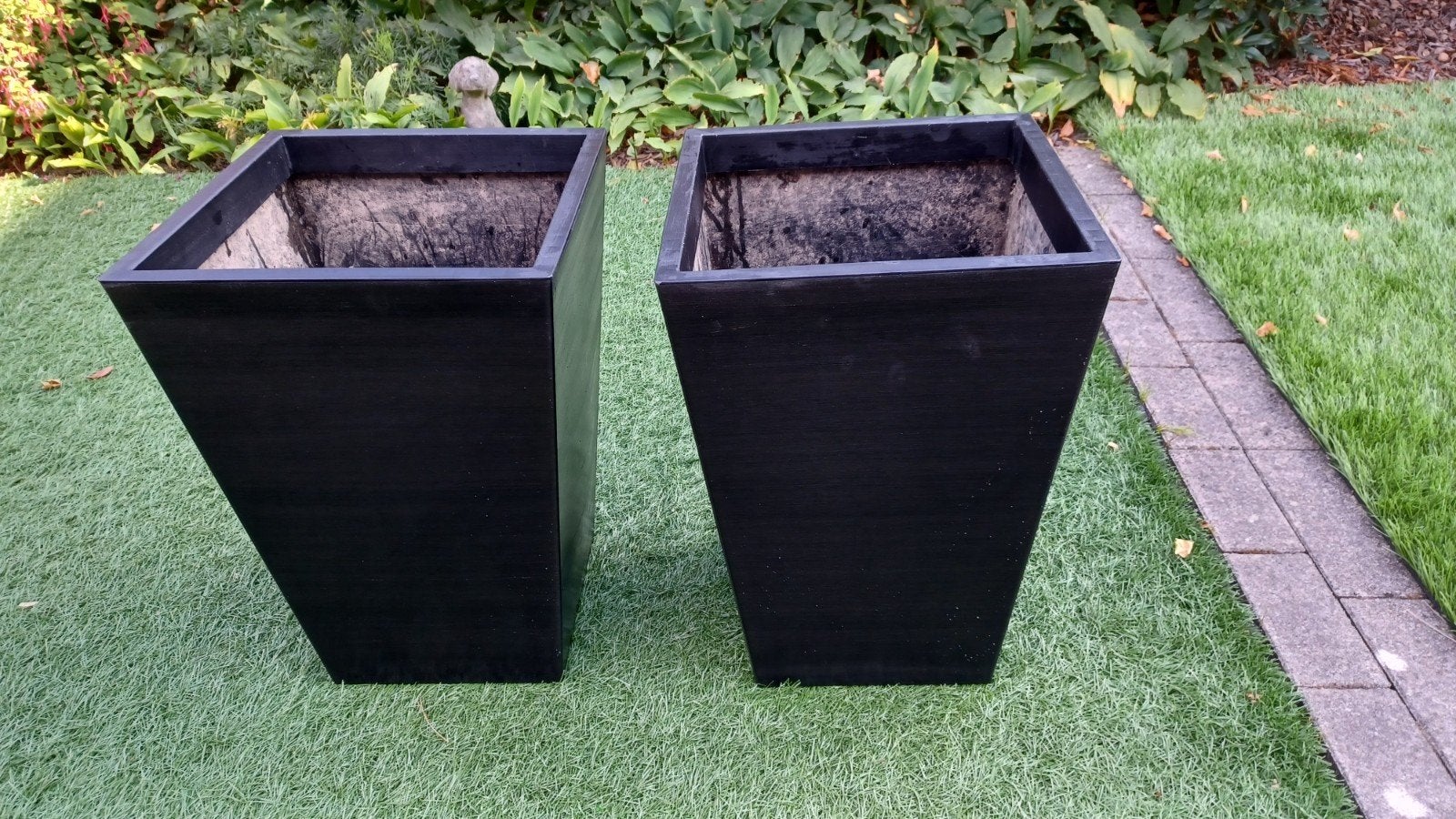 2 bloempotten, zwarte kunststof, Ophalen, Zo goed als nieuw, Vierkant, Kunststof