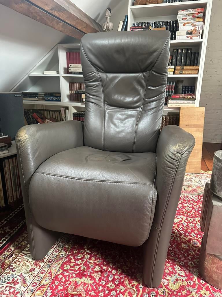 Elektrische leren relaxfauteuil van het merk Hukla, Ophalen, Gebruikt