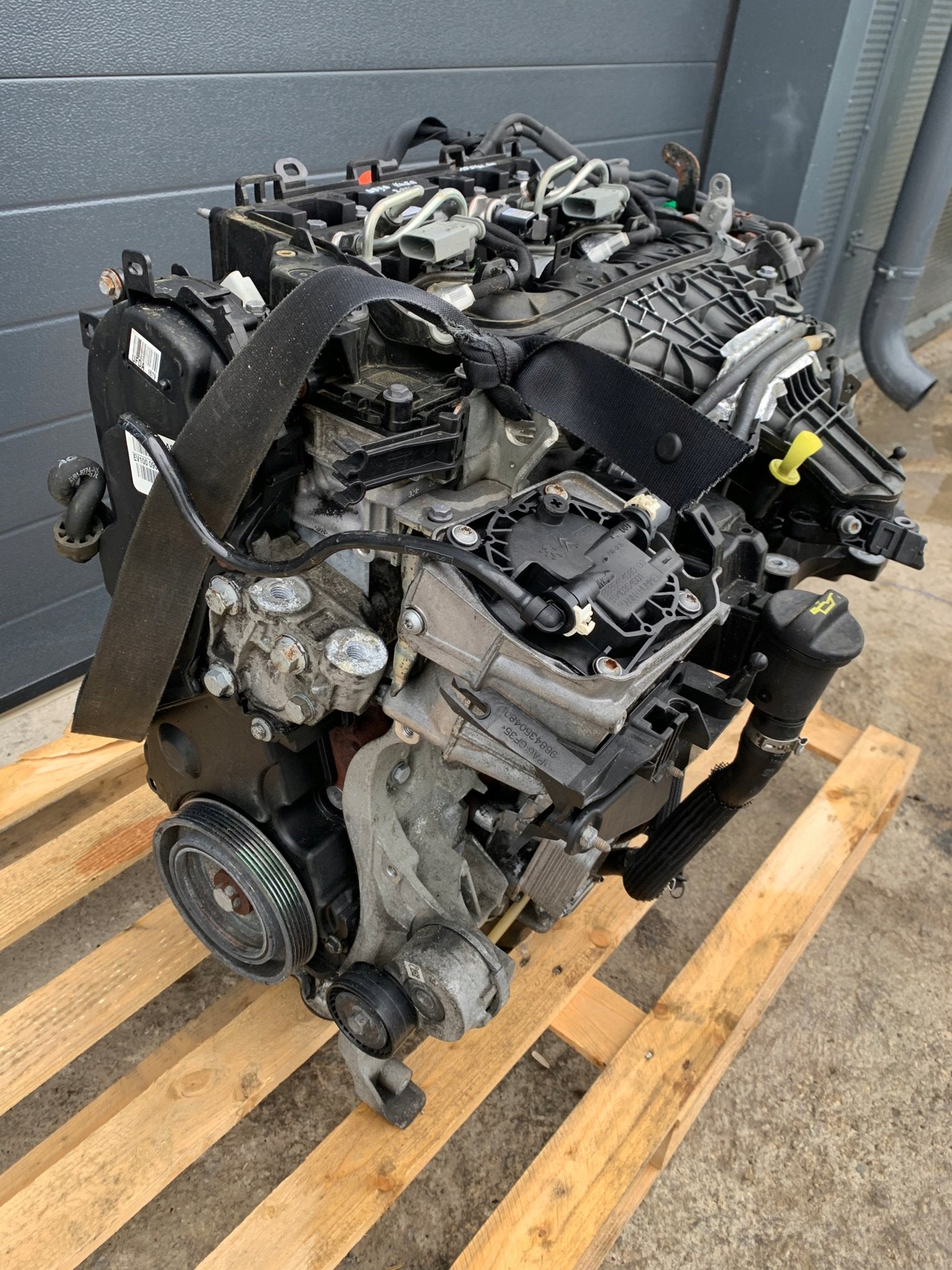 Moteur UFDA Complet KUGA FORD, Envoi, Utilisé, Skoda