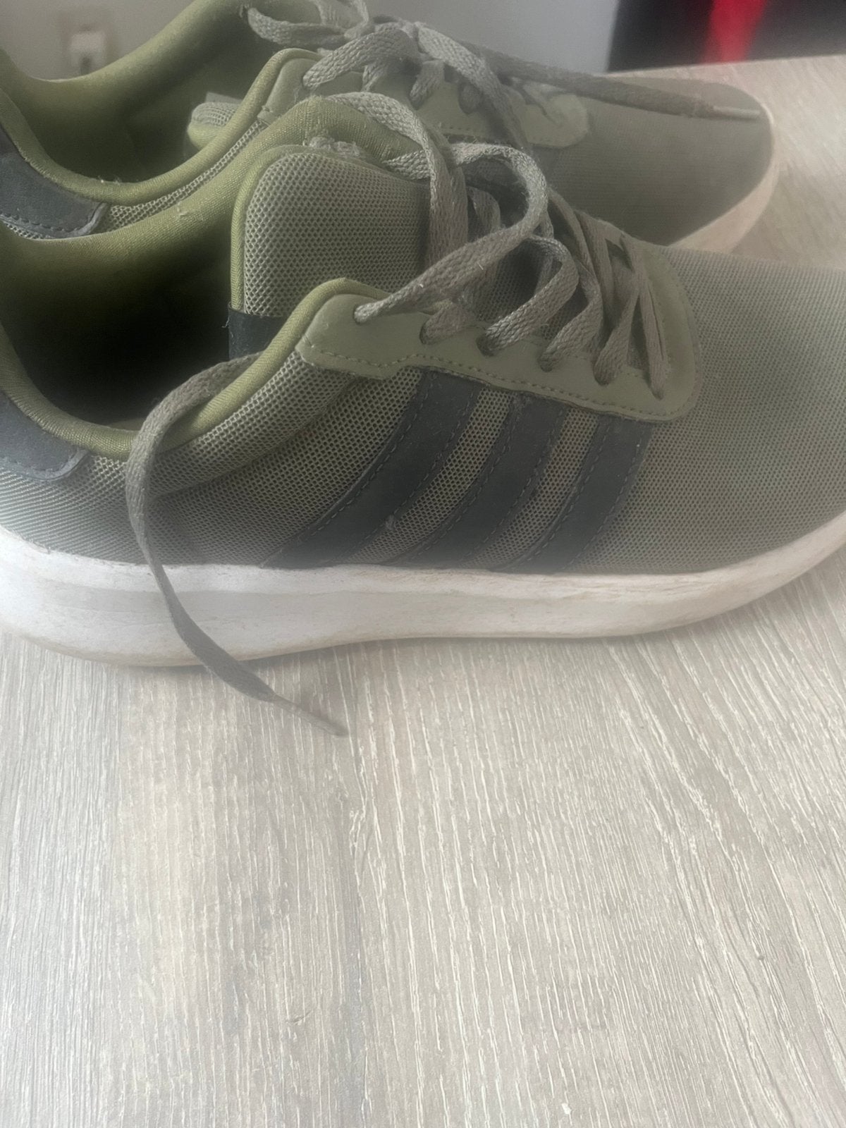 Adidas loopschoenen, Sport en Fitness, Loopsport en Atletiek, Ophalen, Zo goed als nieuw, Adidas
