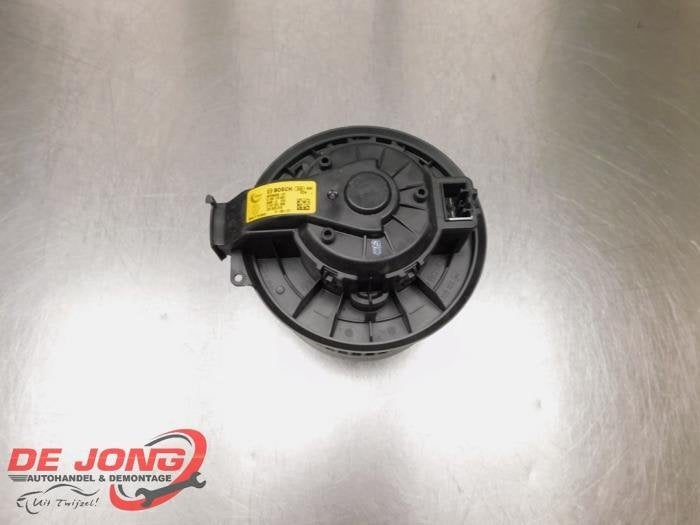 Moteur de ventilation chauffage d'un Volkswagen UP, Volkswagen, -, 3 mois de garantie, Utilisé