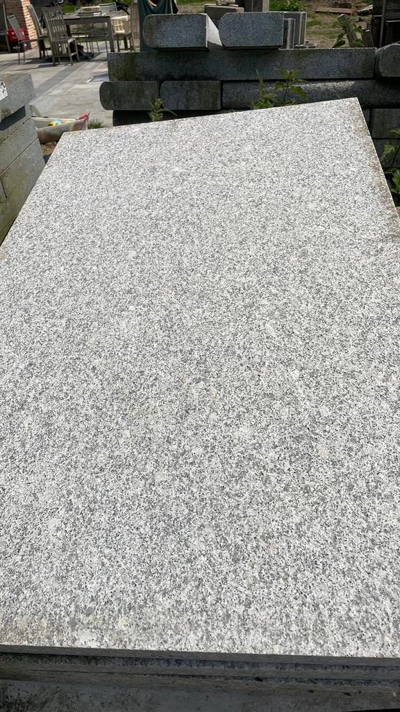Tegels in graniet, Tuin en Terras, Grind, Keien en Split, Ophalen, Zo goed als nieuw, Graniet