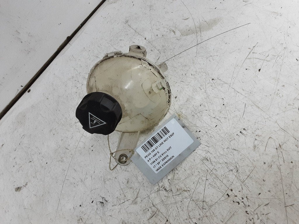 EXPANSIERESERVOIR Peugeot 108 (01-2014/-), Kontakt-peugeot@peugeot.com, Gebruikt, Peugeot Deutschland GmbH, Bahnhofsplatz
65423  Rüsselsheim, DE
