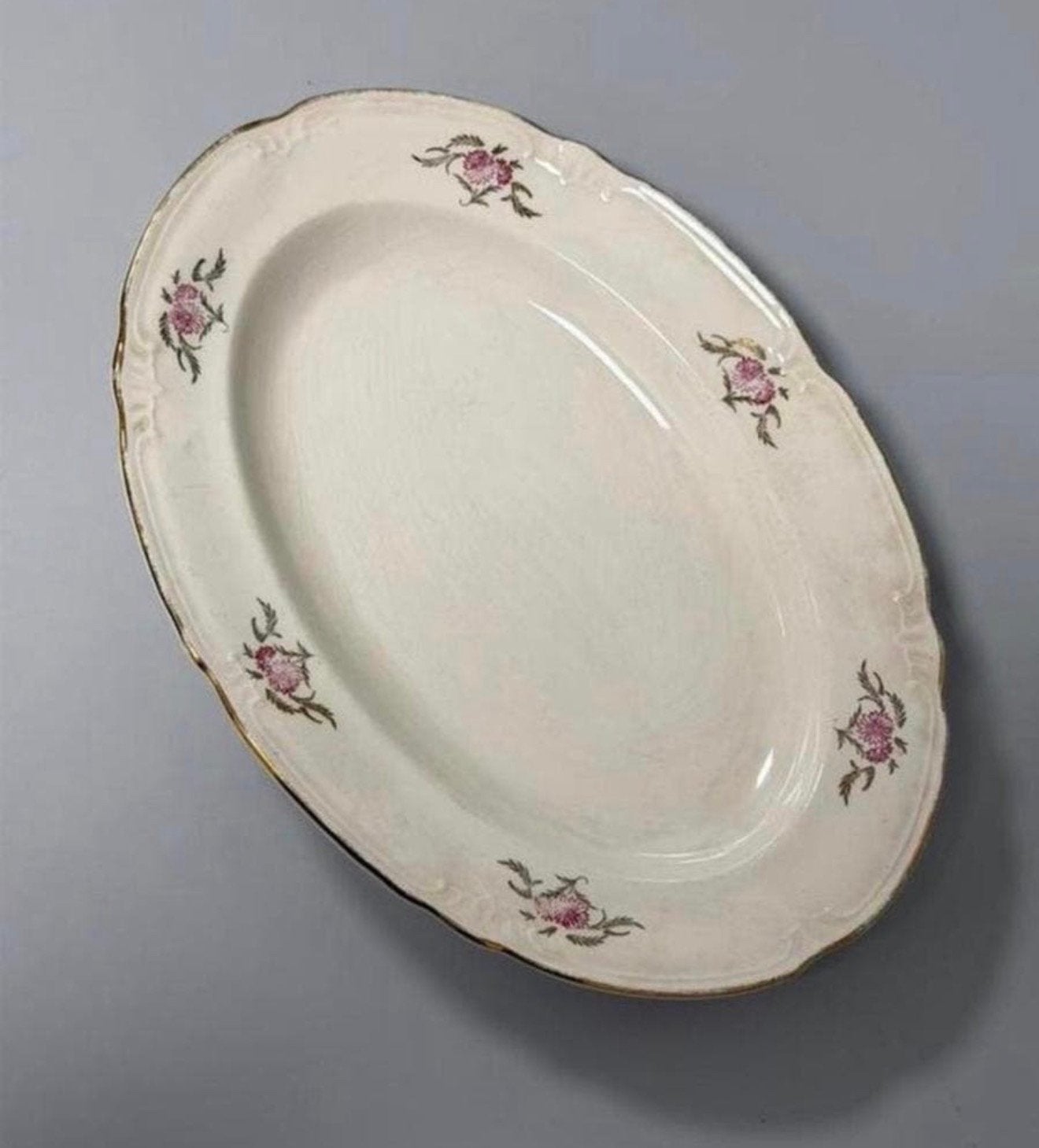 Assiette à vaisselle ovale porcelaine 33x23 cm Motif floral, Enlèvement ou Envoi
