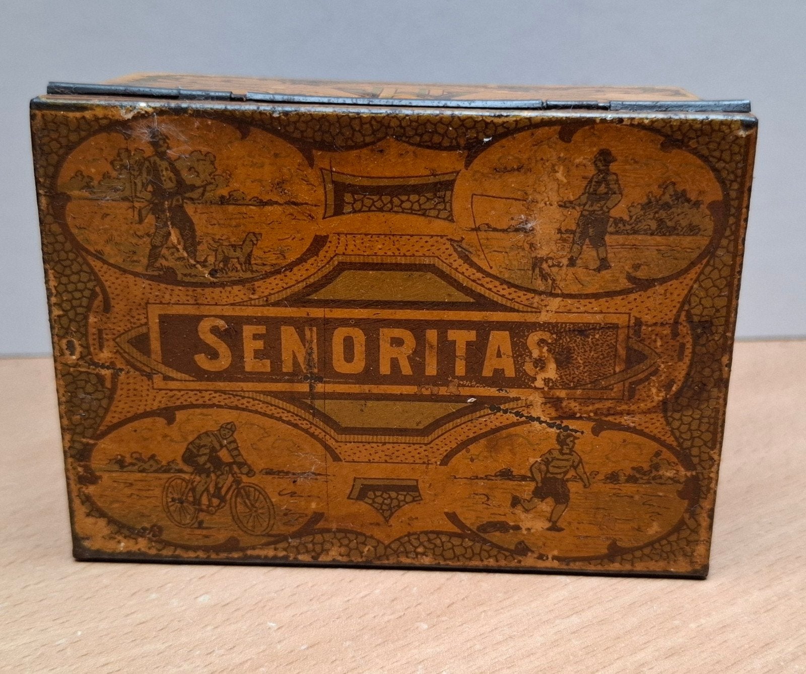 Ancienne boîte à cigares Senoritas., Enlèvement ou Envoi