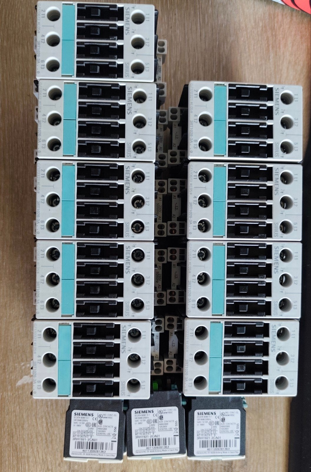 Contacteurs de puissance Siemens 3RT1026-3AL20, Bricolage & Construction, Enlèvement ou Envoi, Utilisé, Siemens