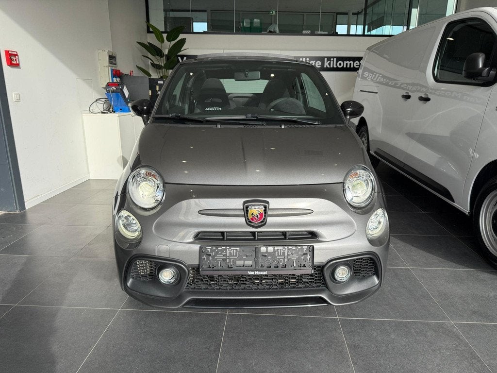 Abarth 500C 1.4 T-Jet 595 132kW Competizione TOP CONDITIE, Voorwielaandrijving, 4 zetels, Stof, 4 cilinders