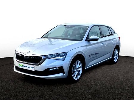 Skoda Scala 1.0 TSI 110pk DSG7 GPS / verw. zetels / camera, Auto's, Automaat, Parkeersensor, Berline, Zilver of Grijs