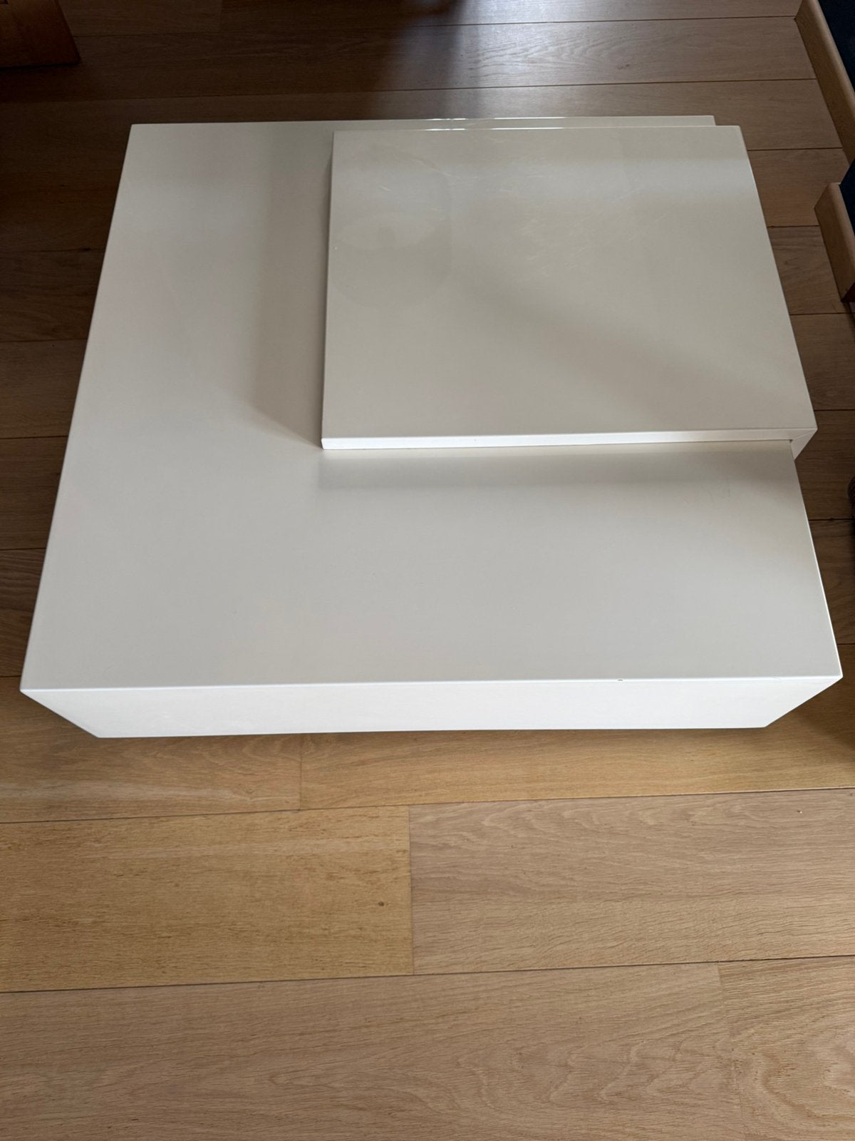 Gelakte tafel 100x100x30cm, Ophalen, Gebruikt, Vierkant, 75 cm of meer