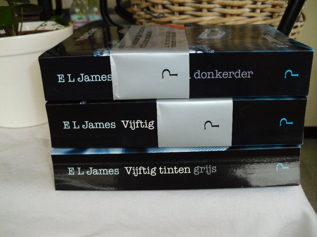 50 tinten grijs, Boeken, Ophalen