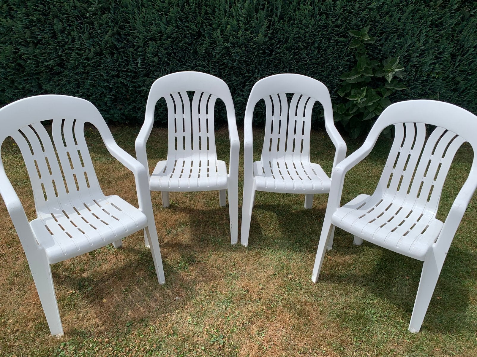 CURVER - 4 chaises en pvc blanc - 8 eur/pièce, Jardin & Terrasse, Chaises de jardin, Enlèvement, Comme neuf
