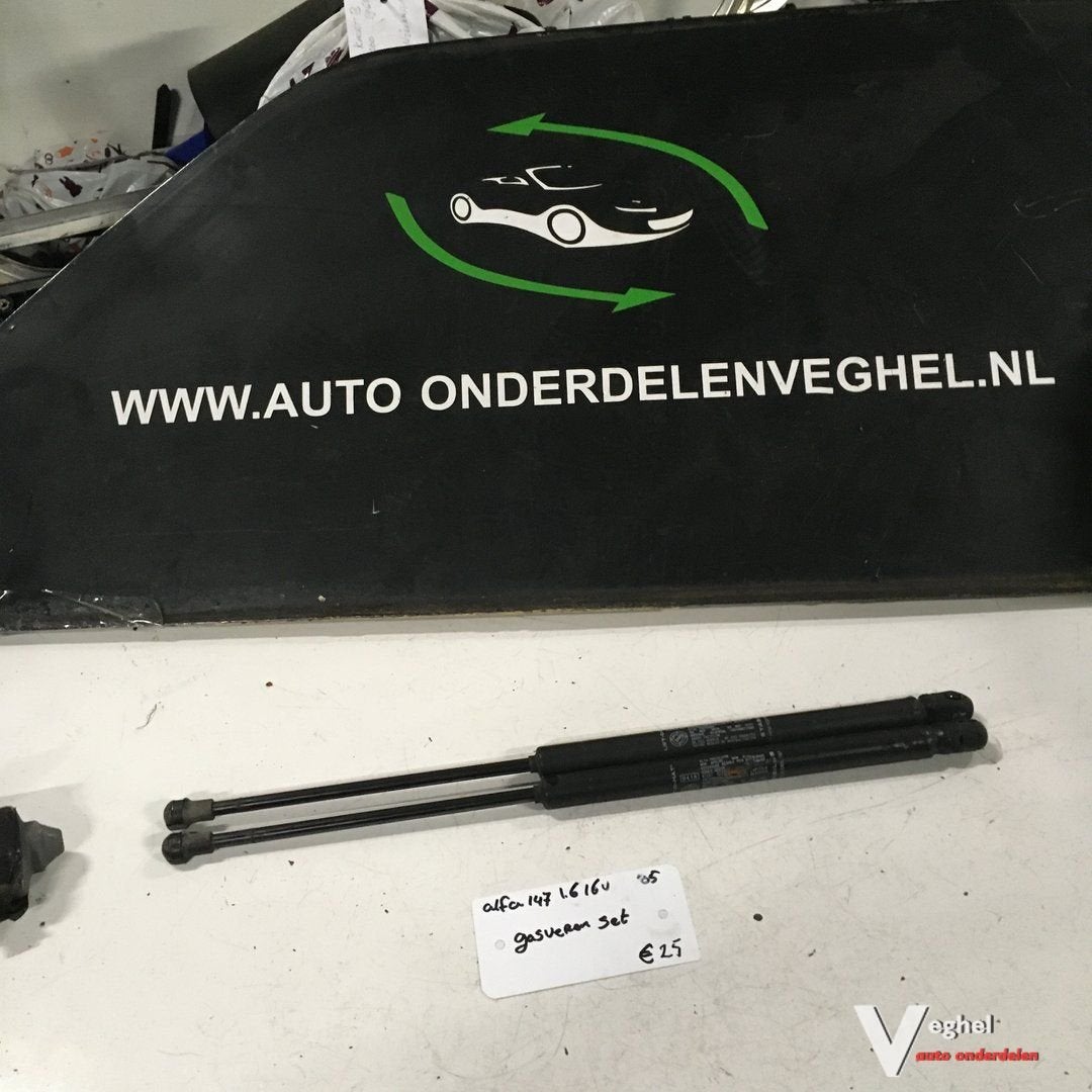 Alfa 147  1.6 16v  2005 Gasveren set achter, Autos : Pièces & Accessoires, -, Utilisé, -, -
