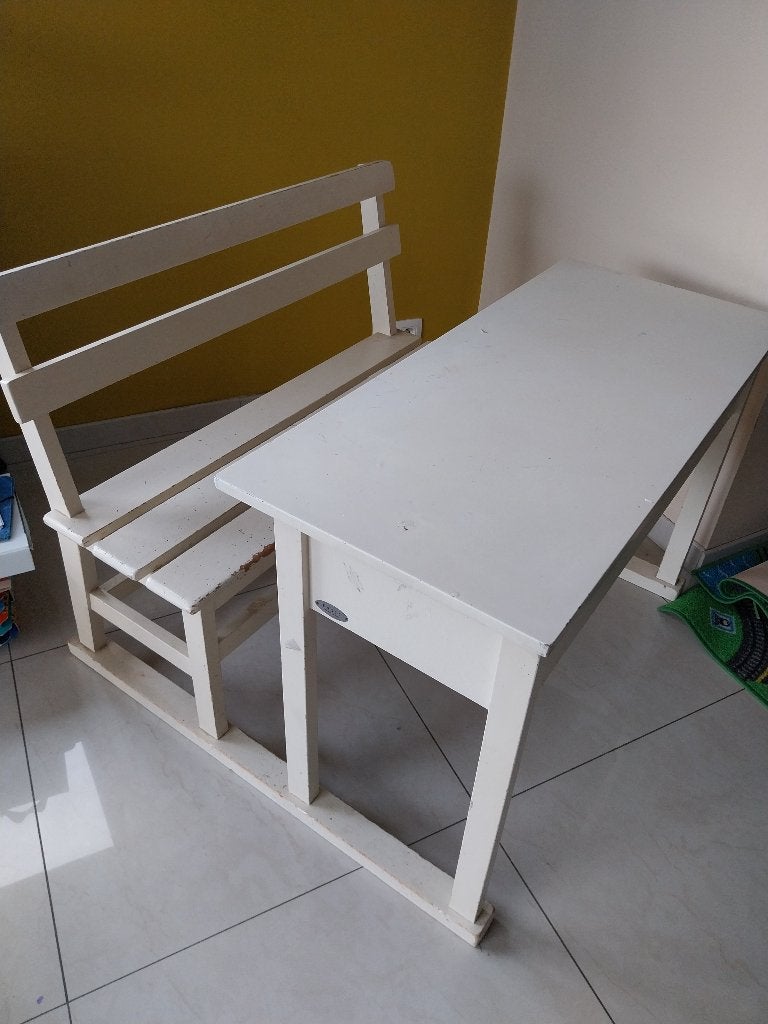 Banc d'école, Enlèvement, Utilisé