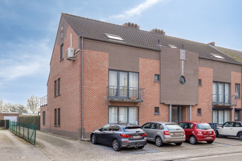 Dakappartement 1 slpk met airco, garage en staanplaats, Immo, Appartementen en Studio's te huur, Hasselt