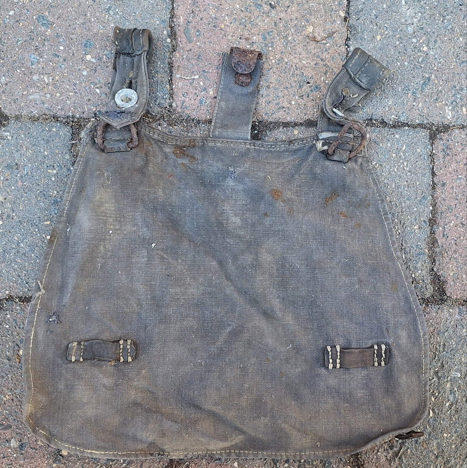 Sac à pain Luftwaffe terrain, Enlèvement