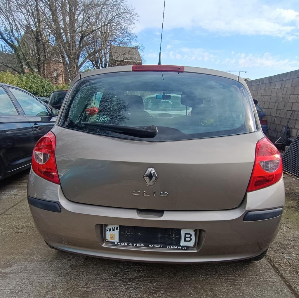Renault clio 1.2 essence (automatique) 99000kmgarantie, Autos, Renault, Achat, Entreprise, Automatique, Essence