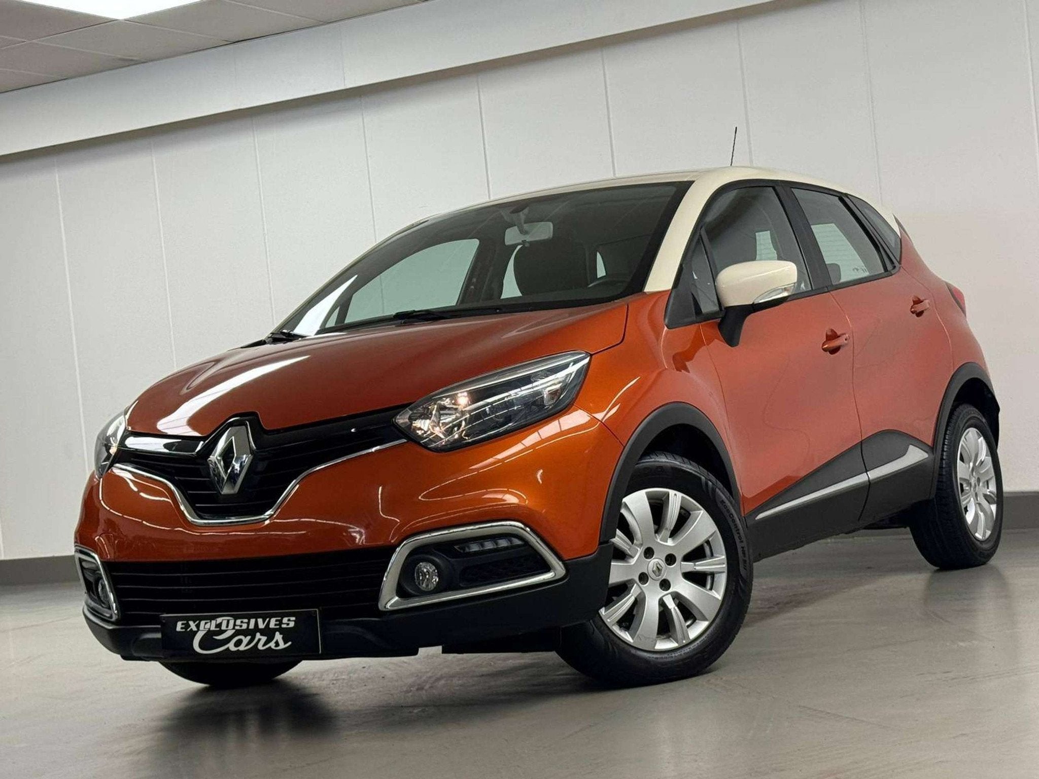 Renault Captur 0.9 TCe 90CV ENERGY INTENS ! 17000 KM ! 1ere, Euro 5, Achat, Entreprise, https://public.car-pass.be/vhr/5a54c68f-708a-4915-85e5-d433073de0d6