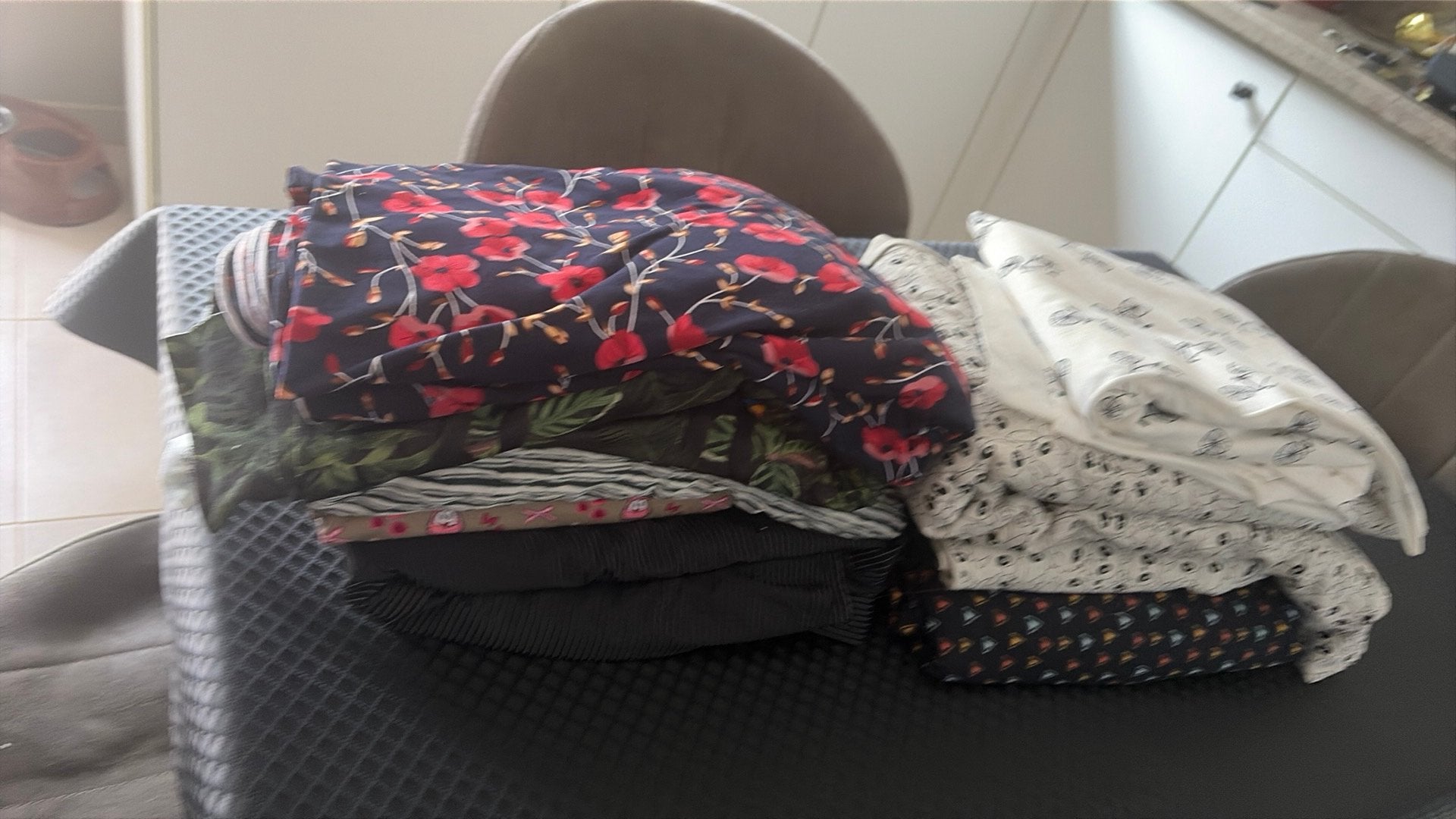 Pakket stoffen, Hobby en Vrije tijd, Ophalen, Nieuw