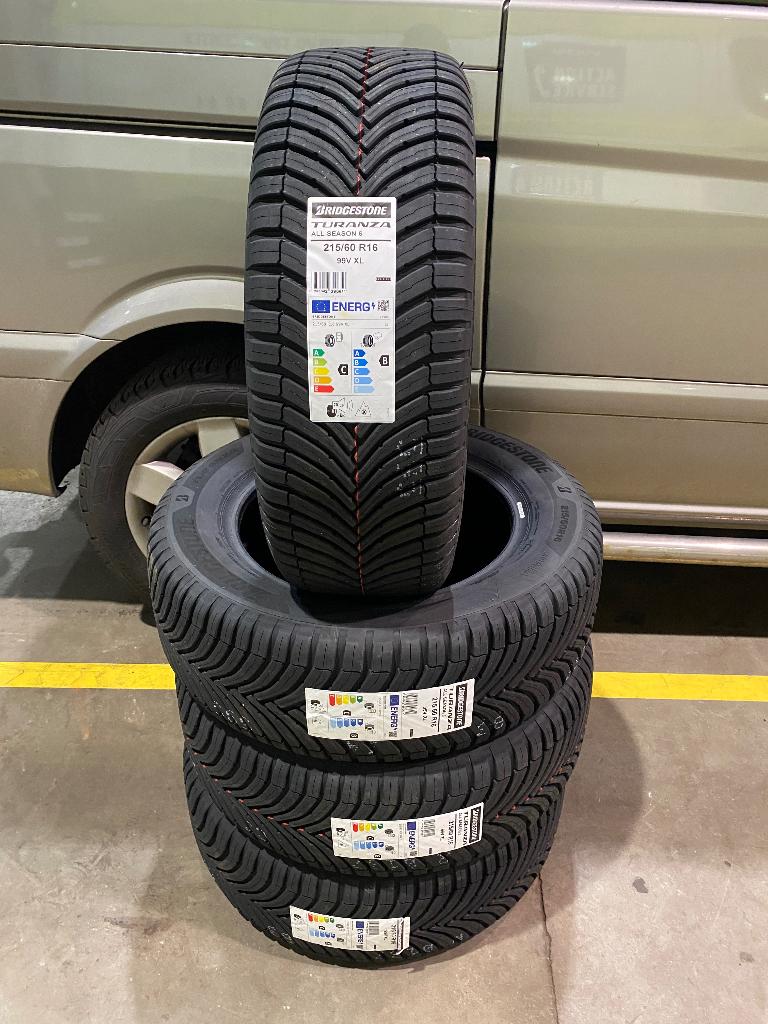 215/60 R16 99V BRIDGESTONE Turanza All Season 6, Ophalen, 215 mm, 16 inch, Nieuw