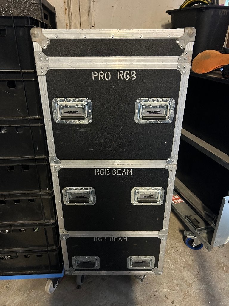 Briteq Probeamer RGBW in flightcase, Enlèvement, Utilisé, Lumières, Couleur