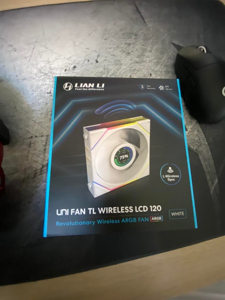 UNI FAN TL WIRELESS LCD 120 LIan Li, Enlèvement ou Envoi, Comme neuf