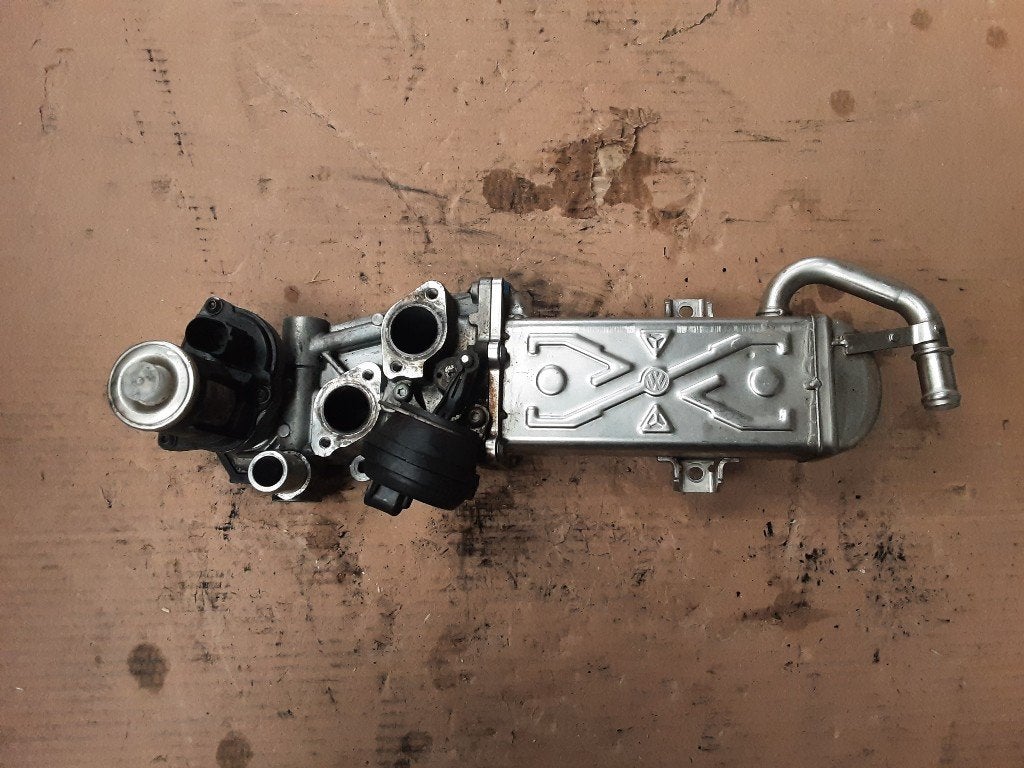 VANNE EGR Volkswagen Golf VI (5K1) (30L131512BJ), Volkswagen, Mevr. I. Hauben, Utilisé, Rue de l'Espoir 34 34
4030  GRIVEGNÉE, BE