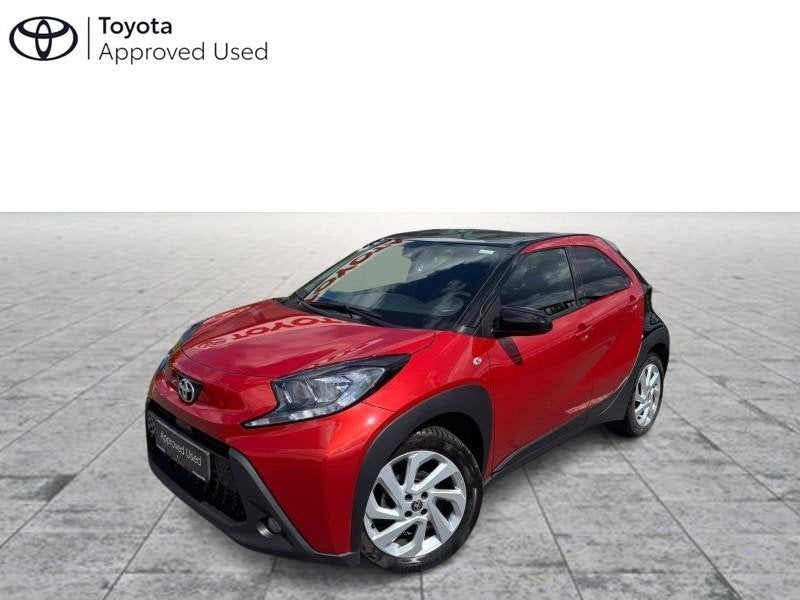 Toyota Aygo Hatchback 1.0L MT X pulse + tech pack, Auto's, Toyota, Euro 6, 109 g/km, 72 pk, Handgeschakeld