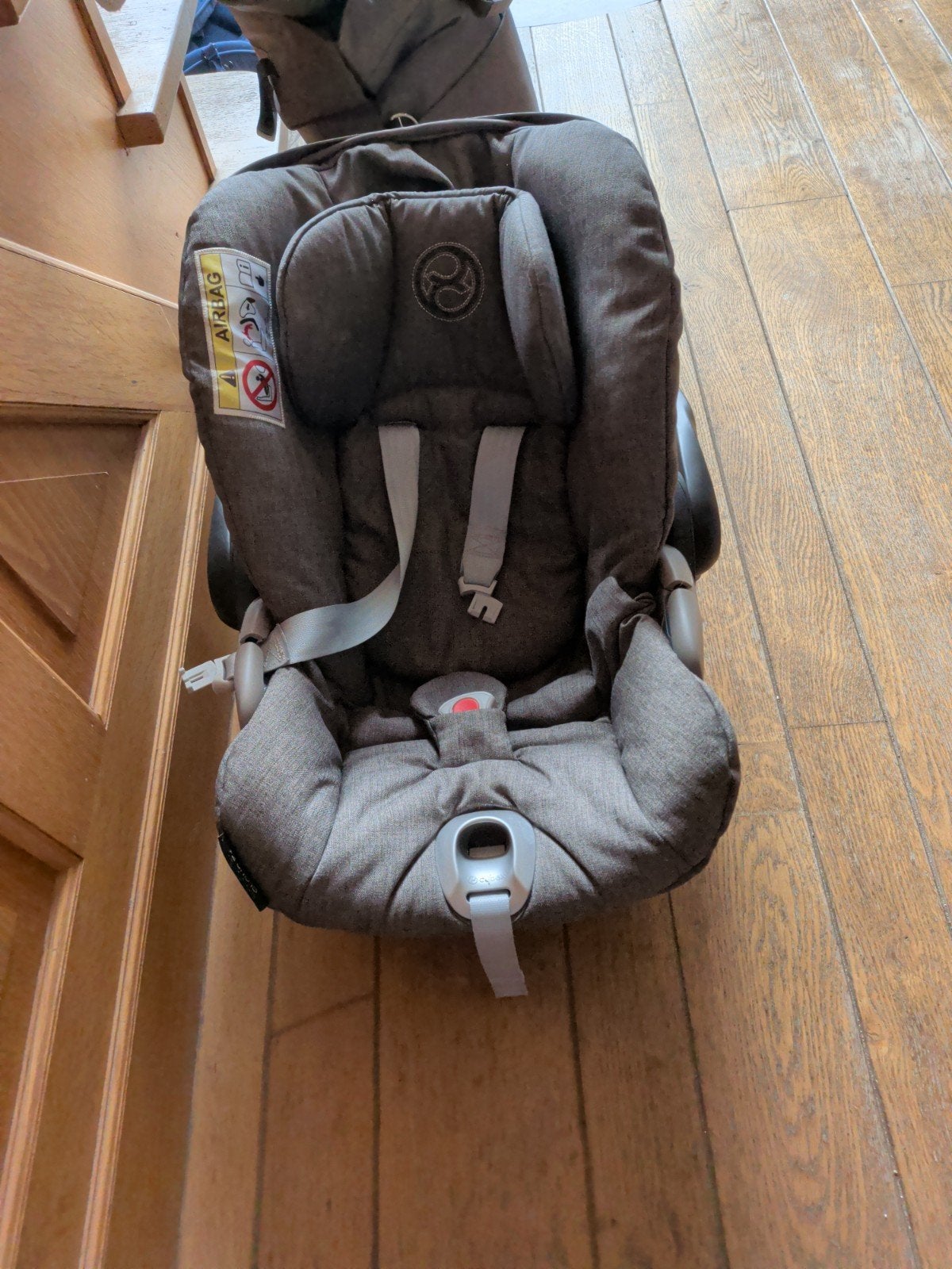 maxi cosi, Autogordel of Isofix, Verstelbare rugleuning, Zo goed als nieuw, Ophalen