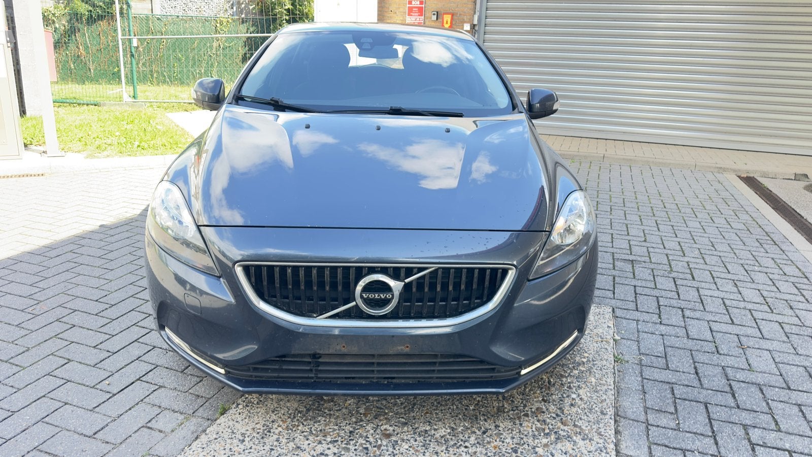 Volvo V40*2l diesel* 2017*Euro6B* 296000km* navi*A/C, Autos, Argent ou Gris, Achat, Euro 6, Entreprise