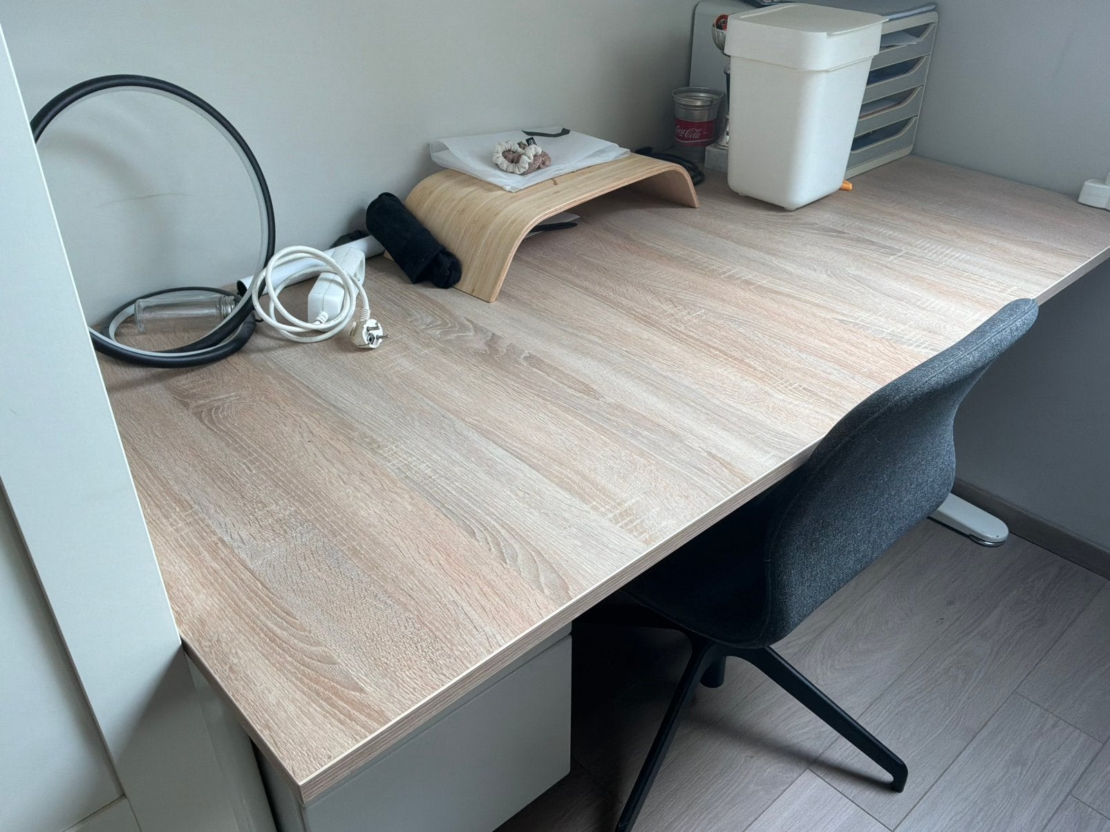 Bureau modern, Enlèvement, Comme neuf